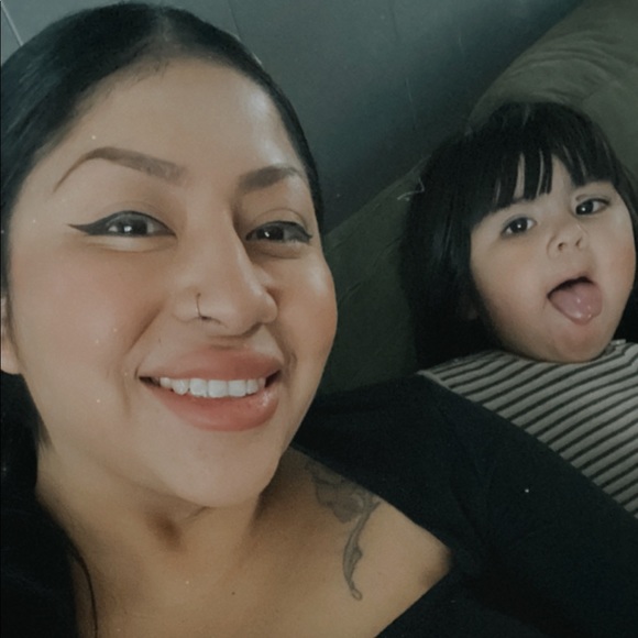 Hi I’m Stephanie! - Picture 2 of 2